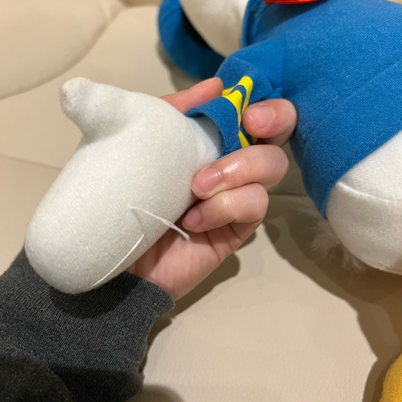 Disney Donald Duck Plush - Picture 3 of 6